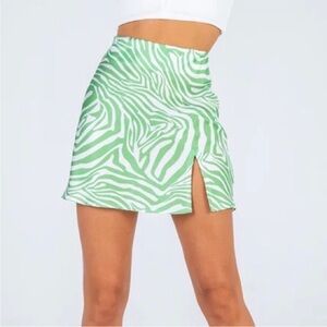 Princess Polly Mini Skirt - green & white zebra print - size 0